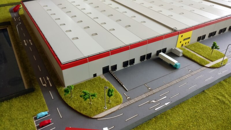 Maquette Entrepôt/hangar Plastoy échelle HO Avec Accessoires De Quai - Occasion